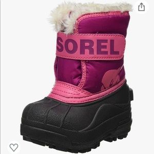 Sorel Girls winter boots. Size 9 toddler